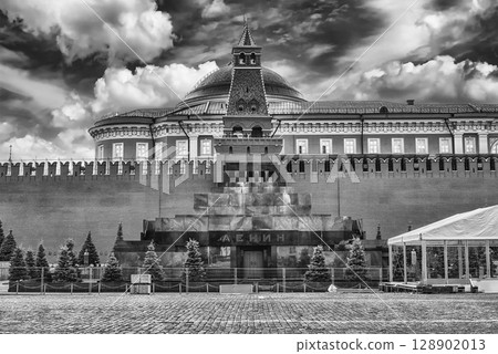 Lenin's Mausoleum, iconic landmark in Red Square, Moscow, Russia Lenin's Mausoleum, iconic landmark in Red Square, Moscow, Russia 128902013