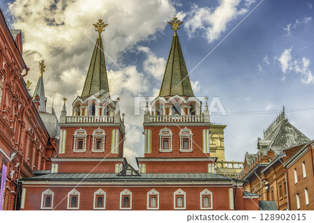 Resurrection Gate, main access to Red Square in Moscow, Russia 128902015
