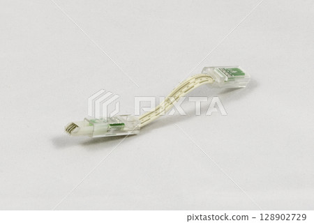 Electronic connector for a led light system Electronic connector for a led light system 128902729