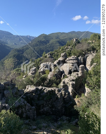 Views of the rugged Mountains with Greenery 128905279