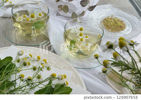 Chamomile tea Chamomile tea 128907658