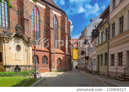 Nikolaiviertel street view in Berlin Germany 128908327
