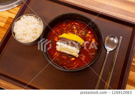 Korean traditional food. yukgaejang, hot spicy meat stew Korean traditional food. yukgaejang, hot spicy meat stew 128912063