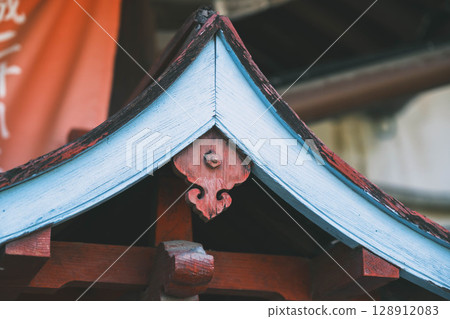 【水馬寺】美麗的淡藍色外觀 128912083