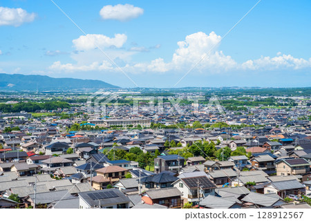 廣闊的住宅區（三重縣四日市櫻台） 128912567