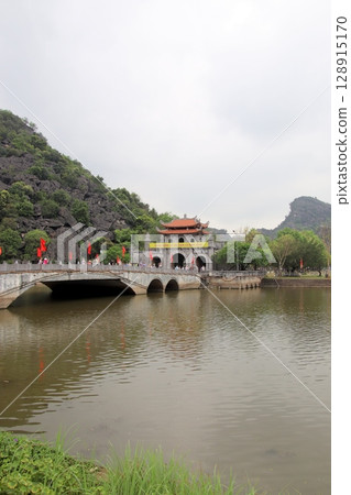 越南世界遺產華閭 128915170