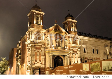 San Francisco Church, World Heritage Site, Lima, Peru, South America 128915566
