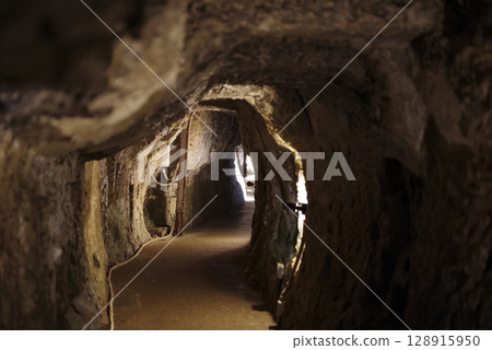 World Heritage Site: Ryugenjimabu of Iwami Ginzan Silver Mine 128915950