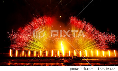 Dynamic fireworks in Hokkaido 128916382