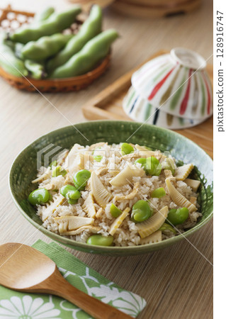 蠶豆竹筍飯 128916747