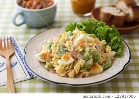 Macaroni salad with broad beans and boiled eggs Macaroni salad with broad beans and boiled eggs 128917306