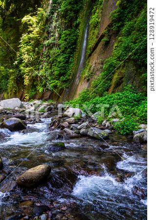 Yufu River Valley [Yufu City, Oita Prefecture] 128919472