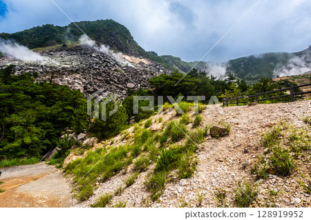 Garandake crater site [Yufu City, Oita Prefecture] 128919952