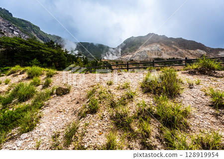Garandake crater site [Yufu City, Oita Prefecture] 128919954