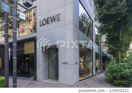 LOEWE Ginza LOEWE Ginza 128920221