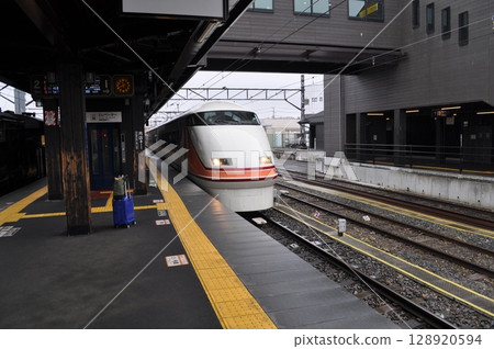東武鐵道日光線/鬼怒川線下今市站 東武鐵道日光線/鬼怒川線下今市站 128920594