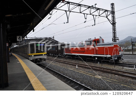 Tobu Railway Nikko Line/Kinugawa Line Shimoimaichi Station 128920647