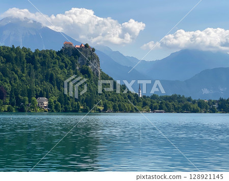 布萊德城堡俯瞰阿爾卑斯山之眼 128921145