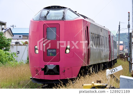 Limited express Soya Hamanasu train running on the Soya Main Line 128921189