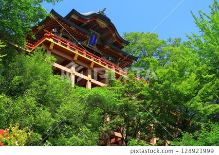 Yutoku Inari shrine 128921999