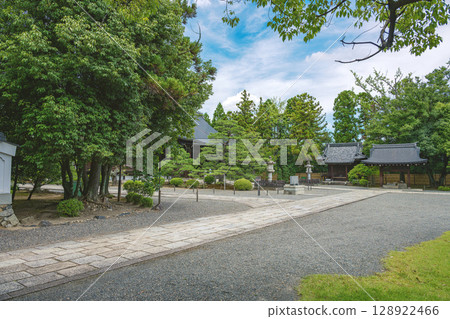 京都廣隆寺境內的風景 128922466