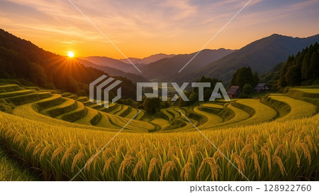 傍晚時分,梯田和山脈曲線優美 傍晚時分,梯田和山脈曲線優美 128922760