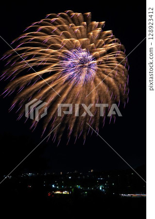 千波湖和水戶偕樂園煙火大會 128923412