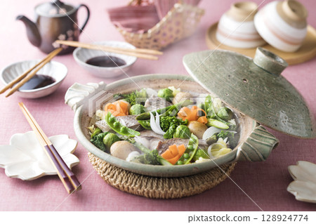 蒸春菜和鯛魚 128924774