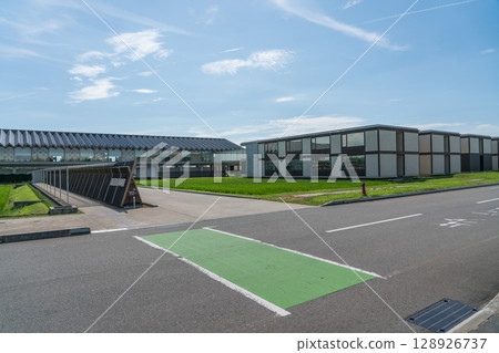 Suiden Terrace 128926737