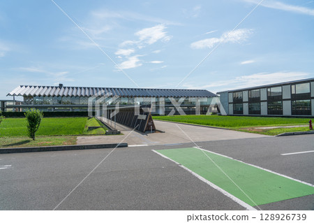 Suiden Terrace 128926739