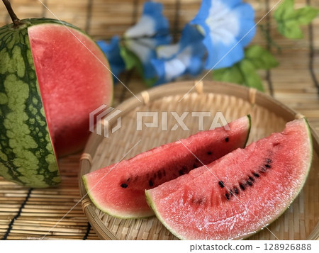 美味的西瓜 128926888