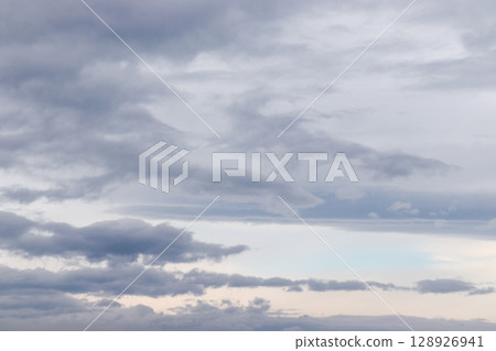 各種形狀的雲 各種形狀的雲 128926941