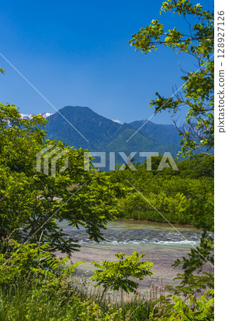 有明山和穗高川，安曇野 128927126