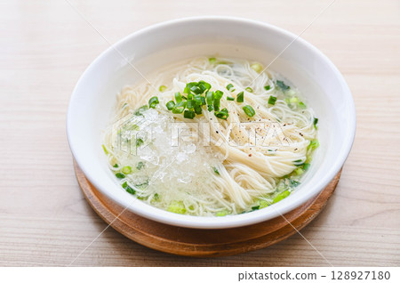 冷鹽素麵 冷鹽素麵 128927180