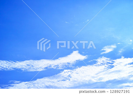 藍色的天空和雲圖像 128927191