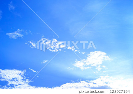 藍色的天空和雲圖像 128927194