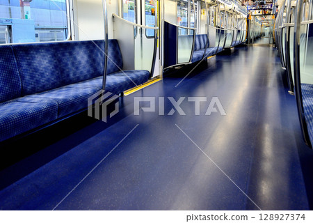 Chiyoda Line 16000 series train interior 128927374