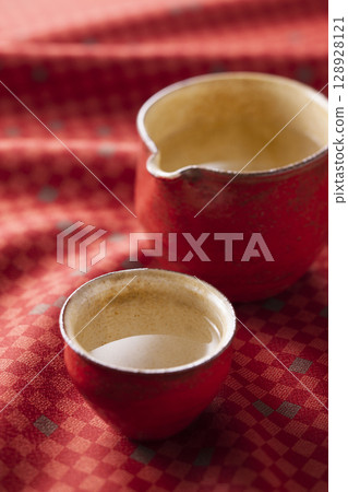Sake  128928121