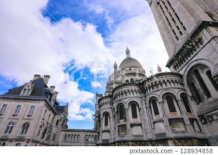 Sacre Coeur basilica and tower on Montmartre hill in Paris 128934858