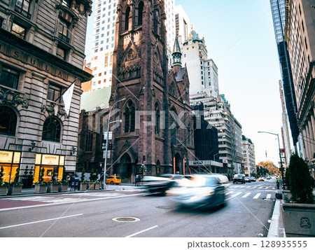 New York Fifth Avenue New York Fifth Avenue 128935555