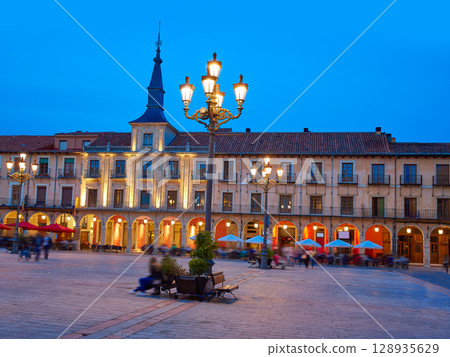 Leon Plaza Mayor in Way of Saint James Castilla Leon Plaza Mayor in Way of Saint James Castilla 128935629