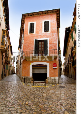 Palma de Mallorca old city Barrio Calatrava street Palma de Mallorca old city Barrio Calatrava street 128935675