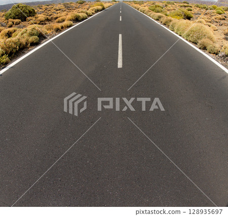 Closeup of road persective vanishing in infinite Closeup of road persective vanishing in infinite 128935697