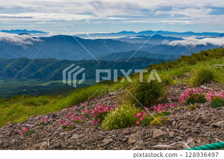 Summer climbing on Mount Norikura 128936497