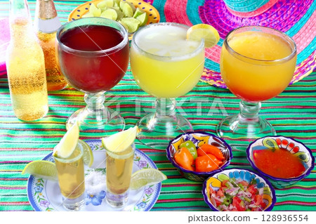 margarita sex on the beach cocktail beer tequila 128936554