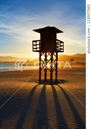 Cullera Playa los Olivos beach sunset in Valencia 128937065