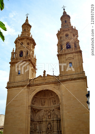 Logrono Cathedral of Santa Maria la Redonda 128937829