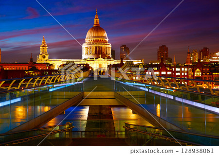 London St Paul Pauls cathedral from Millennium 128938061