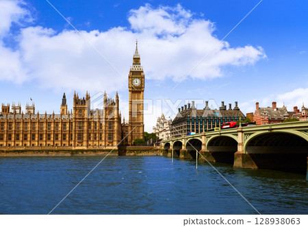 Big Ben London Clock tower in UK Thames 128938063