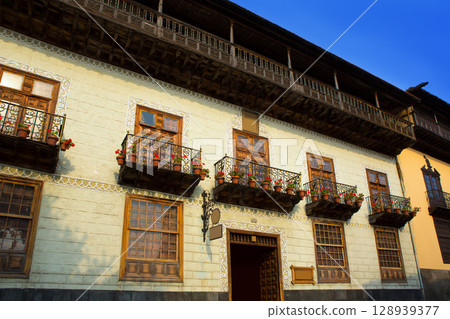 Casa de los Balcones house La Orotava Tenerife 128939377